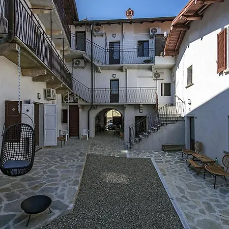 Complex Levoasi Apartment Stresa