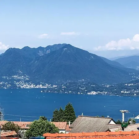 Lägenhet Complex Levoasi Stresa