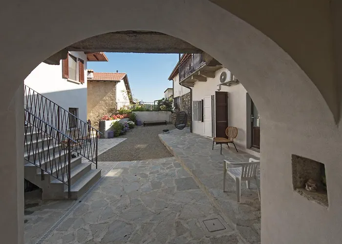 Apartament Complex Levoasi