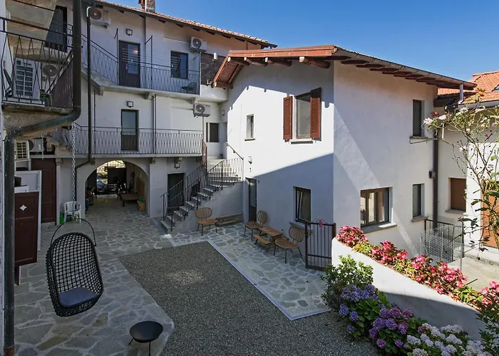 Apartament Complex Levoasi *