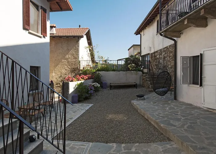 Apartament Complex Levoasi *