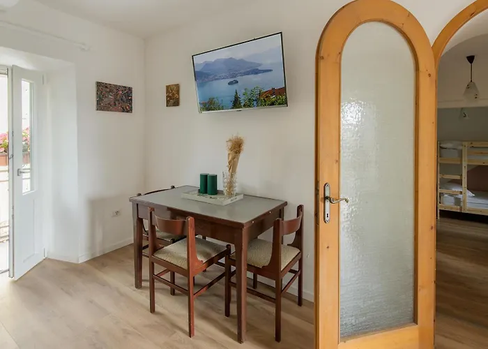 Apartament Complex Levoasi Stresa